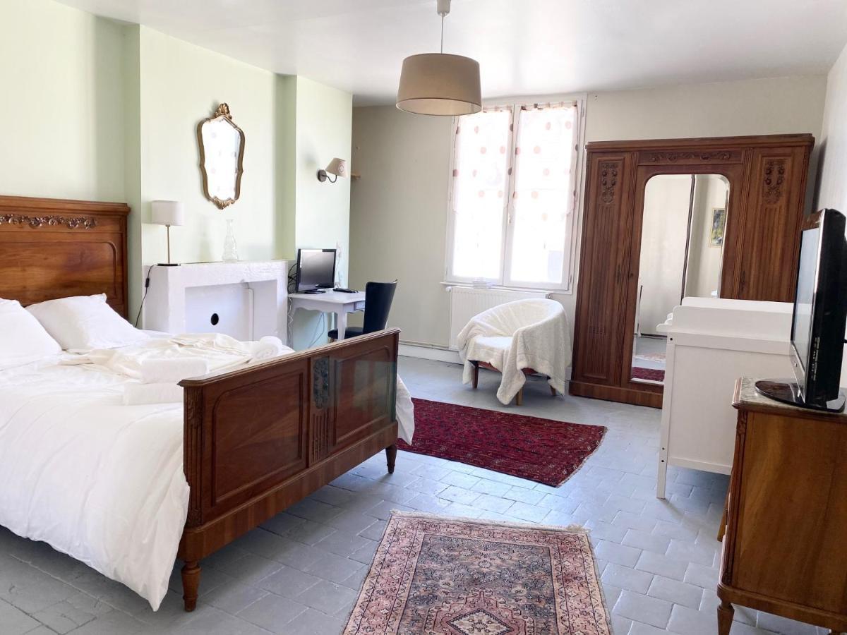 La Maison Des Remparts - Gite 3 Etoiles Pour 8 Pers A Лош Экстерьер фото